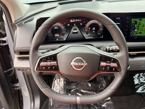 Used 2024 Nissan Ariya FWD image 54