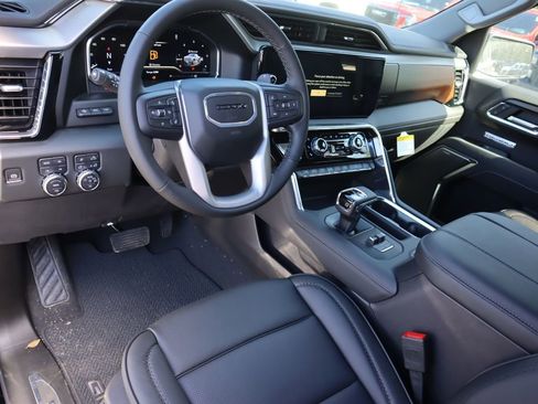 New 2025 GMC Sierra 1500 Denali w/ Denali Reserve Package image 7