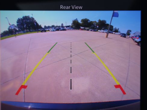 Used 2025 Chrysler Pacifica Limited FWD image 22