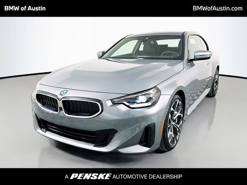 Used 2025 BMW 230i Coupe w/ Convenience Package image 1