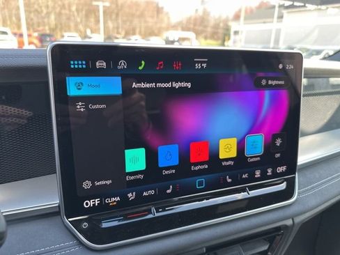 New 2026 Volkswagen Tiguan SE R-Line AWD/4WD image 21