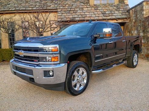 Used 2018 Chevrolet Silverado 2500 LTZ w/ Duramax Plus Package image 7