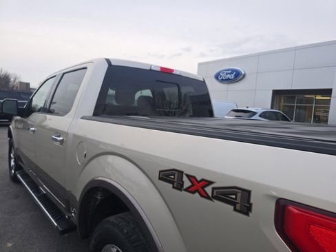 Used 2018 Ford F150 Lariat w/ Equipment Group 502A Luxury image 11
