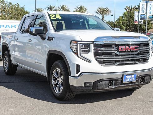 Used 2024 GMC Sierra 1500 SLT image 3