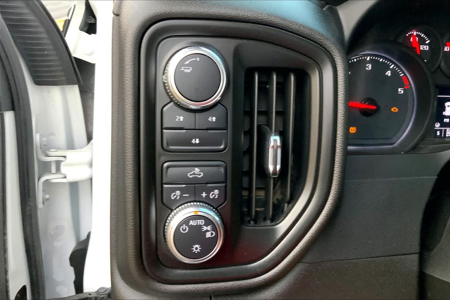 Used 2023 GMC Sierra 3500 Pro w/ Convenience Package AWD/4WD image 28