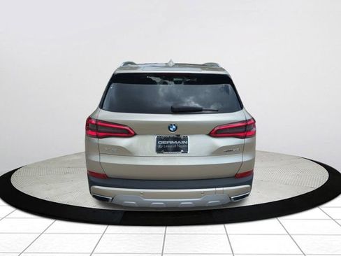 Used 2019 BMW X5 xDrive40i w/ Premium Package 2 AWD/4WD image 4