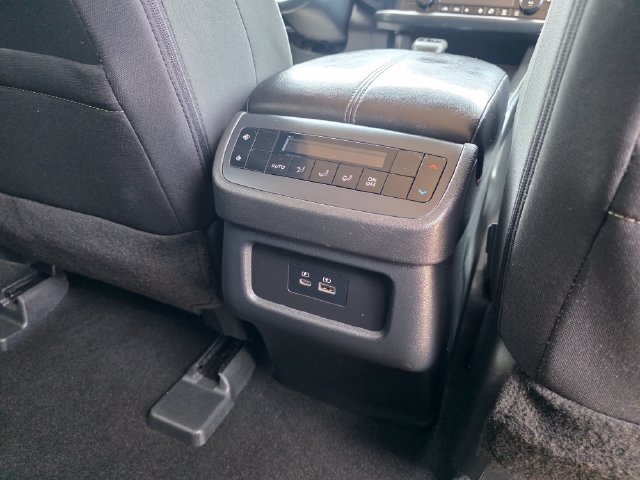 Used 2025 Nissan Pathfinder SV FWD image 42