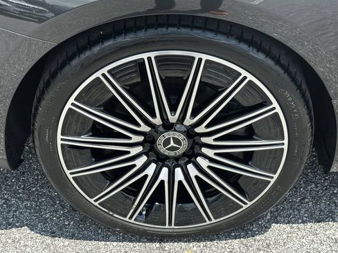 Certified 2025 Mercedes-Benz CLE 300 4MATIC Coupe image 19