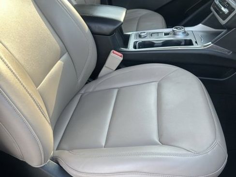 Used 2023 Ford Explorer XLT w/ Equipment Group 202A image 11