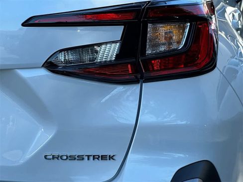 New 2025 Subaru Crosstrek 2.5i Limited w/ Popular Package #3A image 7
