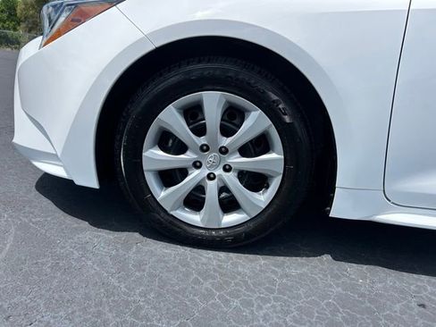 Used 2023 Toyota Corolla LE image 9