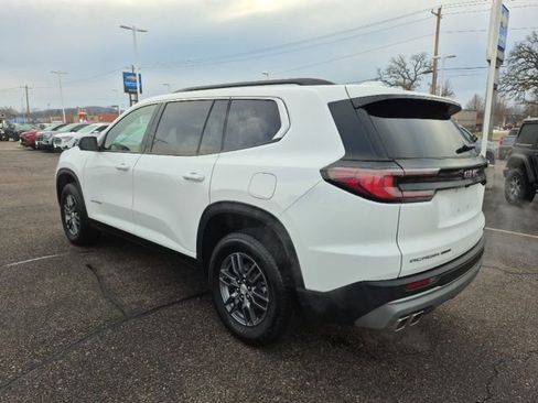 Used 2025 GMC Acadia Elevation image 8