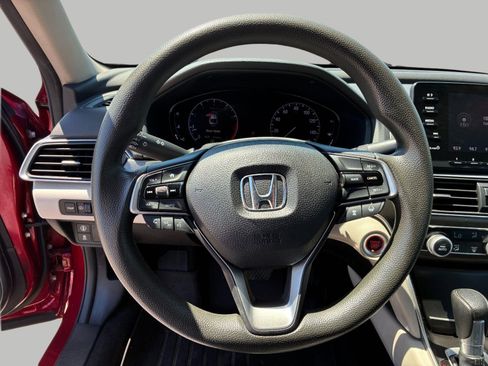 Used 2019 Honda Accord LX image 12