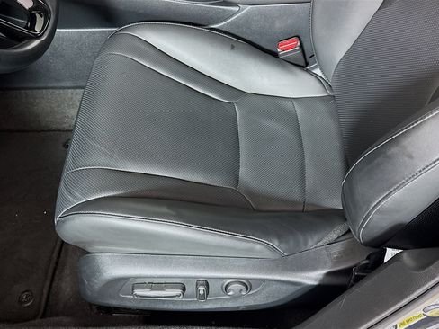 Used 2023 Honda Accord EX-L image 19