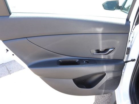 Used 2023 Hyundai Elantra N Line FWD image 9