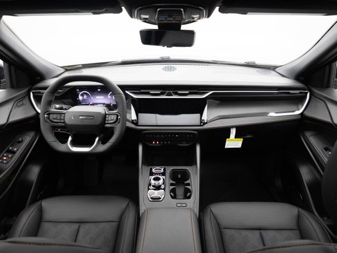 New 2026 Jeep Cherokee Overland image 3