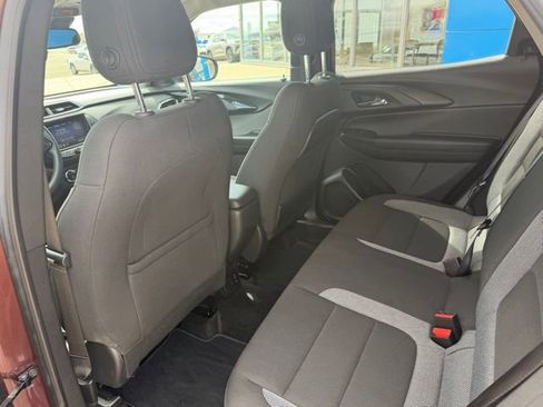 Certified 2023 Chevrolet TrailBlazer LT w/ Convenience Package AWD/4WD image 25