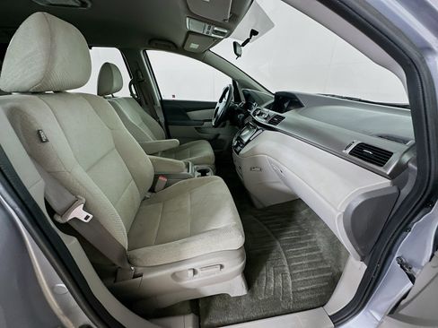 Used 2016 Honda Odyssey SE image 31