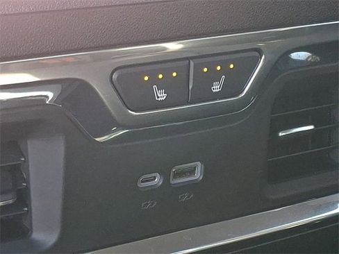 Certified 2024 GMC Sierra 2500 SLT w/ SLT Premium Package image 11