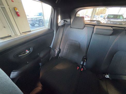 Used 2025 Honda HR-V Sport image 38