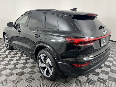 Used 2025 Audi Q6 e-tron Premium Plus AWD/4WD image 10
