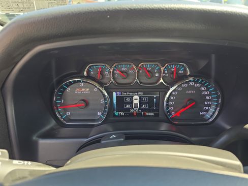 Used 2017 Chevrolet Silverado 1500 LT w/ All Star Edition AWD/4WD image 18