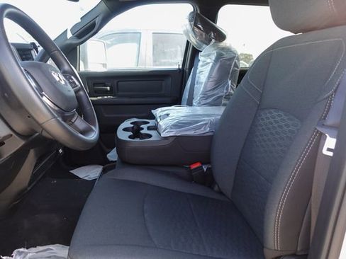 New 2025 RAM 3500 Tradesman image 15