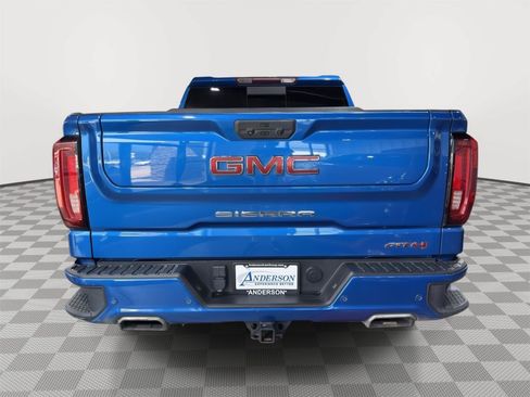 Used 2022 GMC Sierra 1500 AT4 w/ AT4 Premium Package AWD/4WD image 8