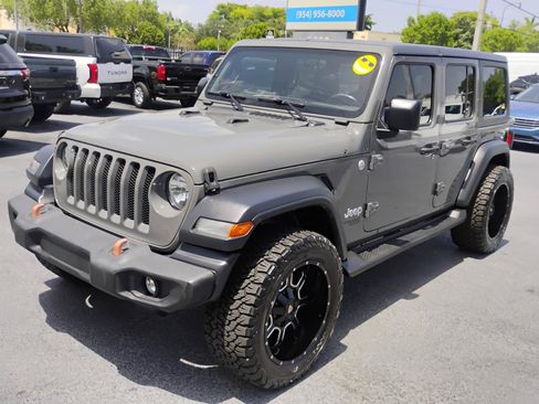 Used 2020 Jeep Wrangler Unlimited Sport S AWD/4WD image 28