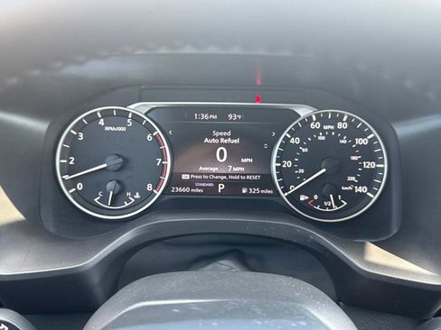 Used 2025 Nissan Rogue SV FWD image 37