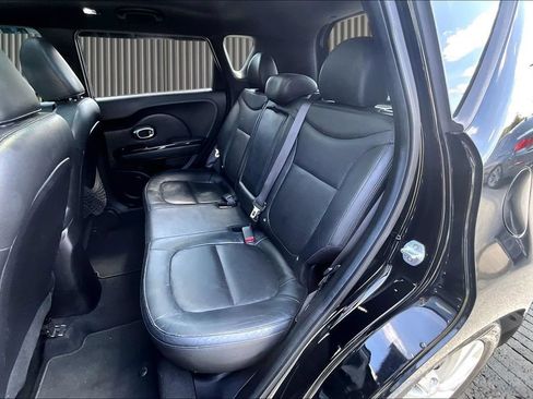 Used 2014 Kia Soul ! w/ Sun & Sound Package FWD image 26