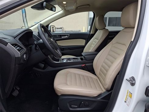 Used 2022 Ford Edge SEL w/ Convenience Package image 13