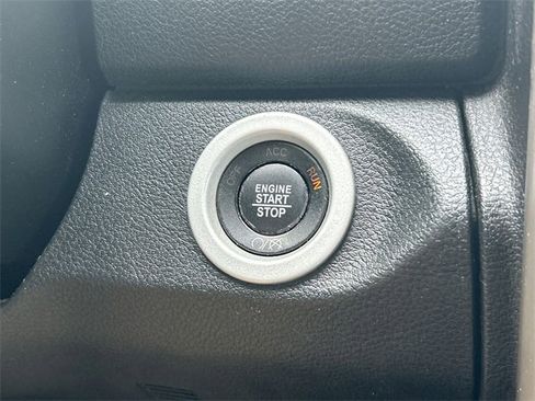 Used 2017 RAM 1500 Laramie w/ Convenience Group image 17