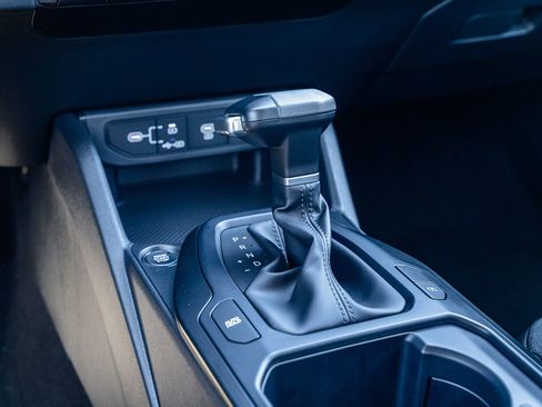 New 2026 Kia K4 LXS FWD image 19