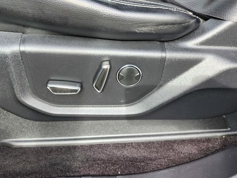 Used 2016 Ford F150 Lariat image 27