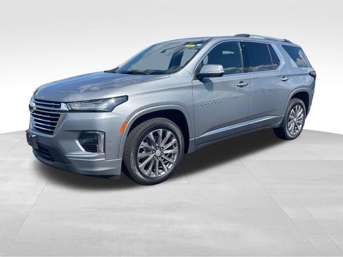 Used 2023 Chevrolet Traverse Premier w/ LPO, Floor Liner Package AWD/4WD image 1