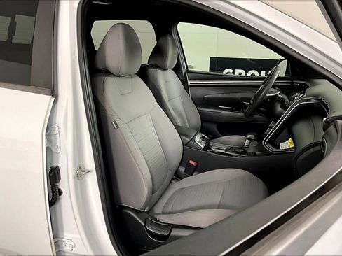 Used 2022 Hyundai Santa Cruz SEL w/ Activity Package FWD image 7