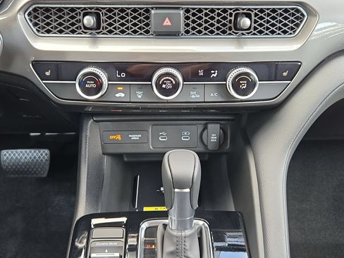 Certified 2026 Acura Integra FWD image 18