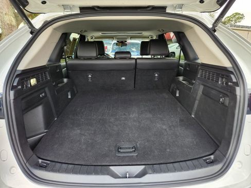 Used 2025 MAZDA CX-70 3.3 Turbo w/ Preferred Package image 14