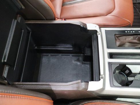 Used 2018 Ford F150 King Ranch w/ Equipment Group 601A Luxury AWD/4WD image 58