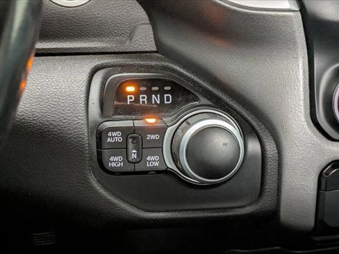 Used 2021 RAM 1500 Big Horn image 13