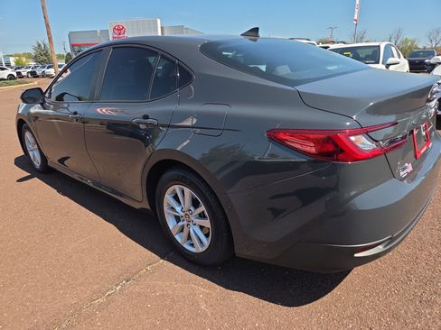 Certified 2025 Toyota Camry LE FWD image 5