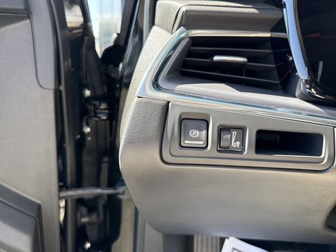 Used 2019 Cadillac XT5 Luxury image 11