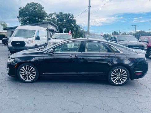 Used 2019 Lincoln MKZ Reserve FWD image 7