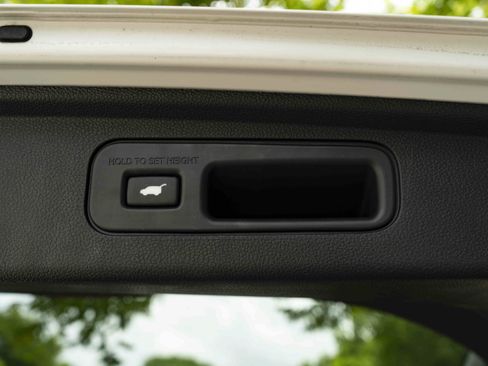 Used 2025 Honda Odyssey EX-L image 44