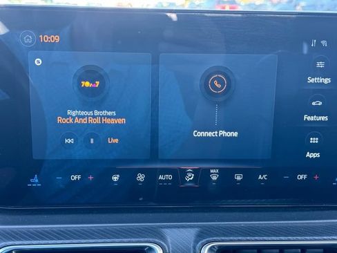 Used 2025 Ford Mustang Premium RWD image 27