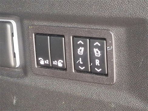 Used 2023 Chevrolet Tahoe RST w/ Luxury Package image 35