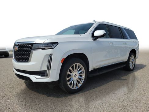 Used 2022 Cadillac Escalade ESV Premium Luxury AWD/4WD image 2