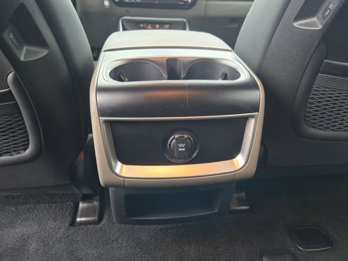 Certified 2025 Kia Carnival LXS image 28