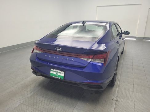 Used 2023 Hyundai Elantra SEL w/ Convenience Package image 7